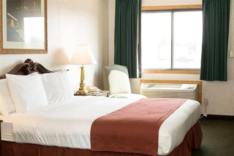 Baymont By Wyndham Sioux Falls North,I-29,Russell St, Airport Extérieur photo