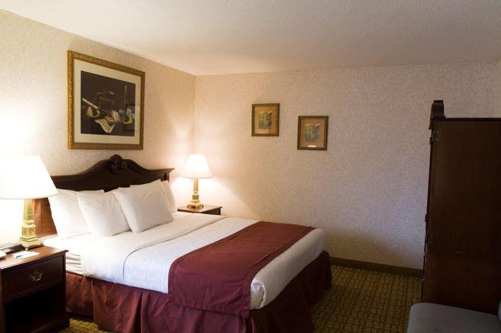 Baymont By Wyndham Sioux Falls North,I-29,Russell St, Airport Extérieur photo