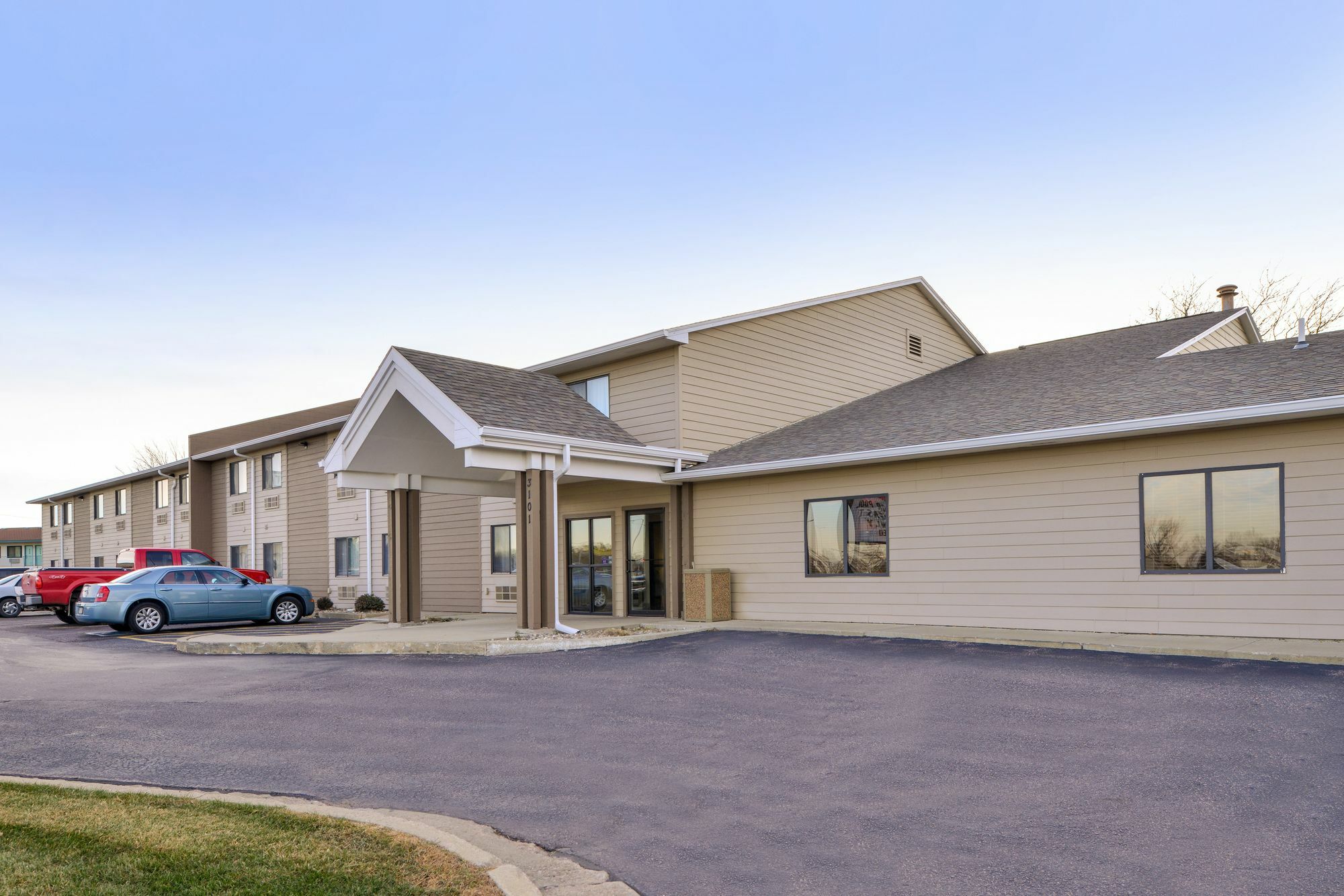 Baymont By Wyndham Sioux Falls North,I-29,Russell St, Airport Extérieur photo